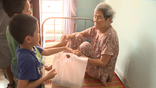 Giúp trẻ nhạy cảm