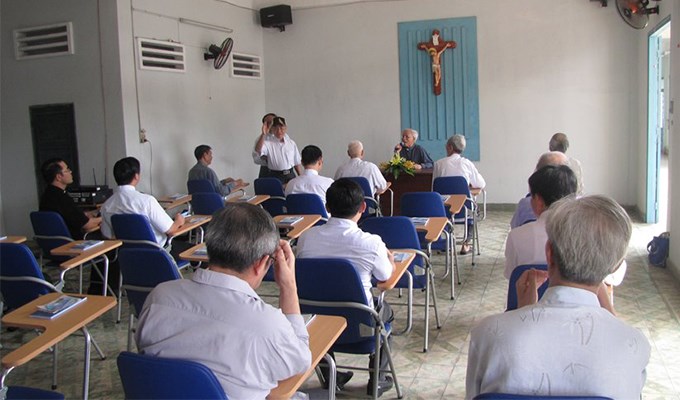 Mến phục một linh mục hưu dưỡng