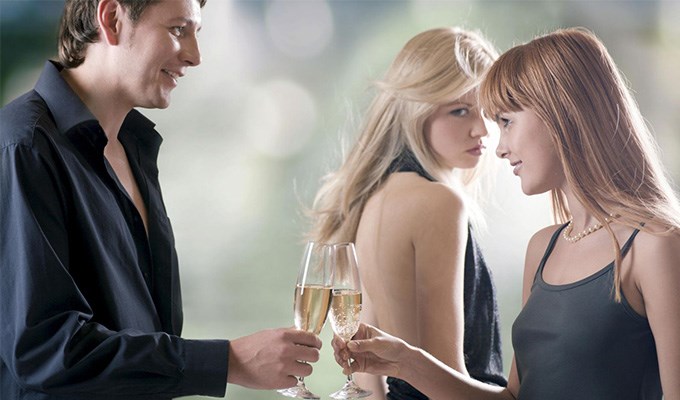 Khi chồng có “người khác”