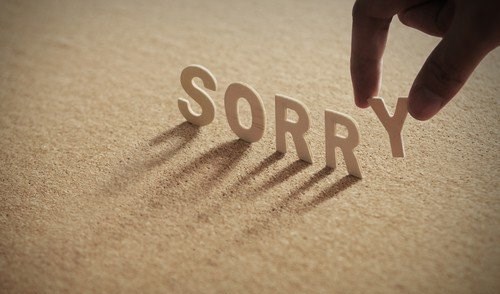 Nói “xin lỗi” khó đến thế ư ?