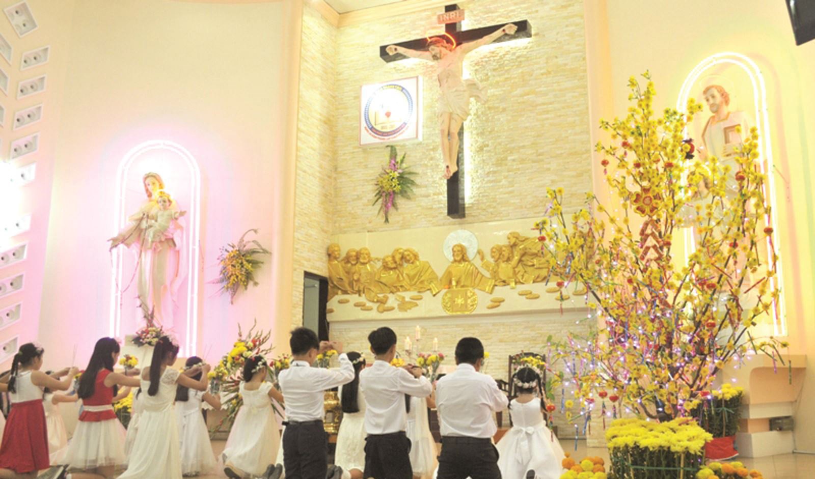 Những biểu hiện cụ thể của hội nhập nghi lễ Công giáo trong văn hóa Việt Nam (P8)