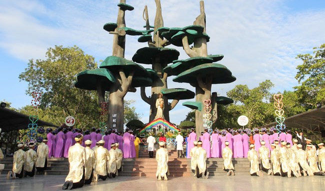 Những biểu hiện cụ thể của hội nhập nghi lễ Công giáo trong văn hóa Việt Nam (P9)