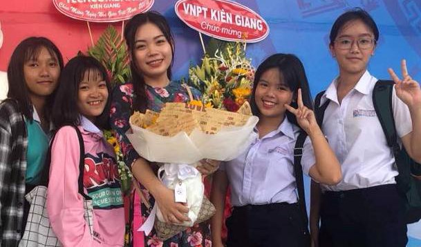 Nỗi niềm của những người trẻ  đi gieo con chữ