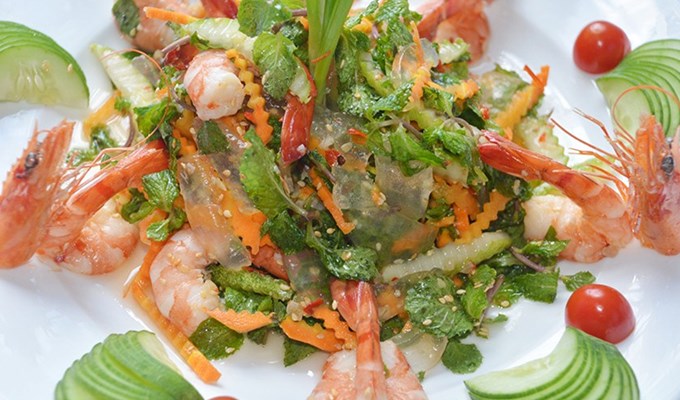 Mát giòn gỏi tôm - nha đam