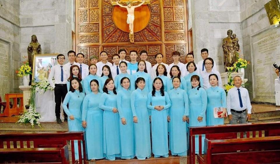 Những nâng đỡ quý giá nhờ đời sống cộng đoàn