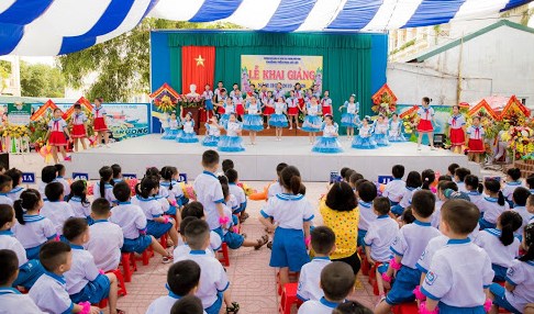 Hành trang đến trường