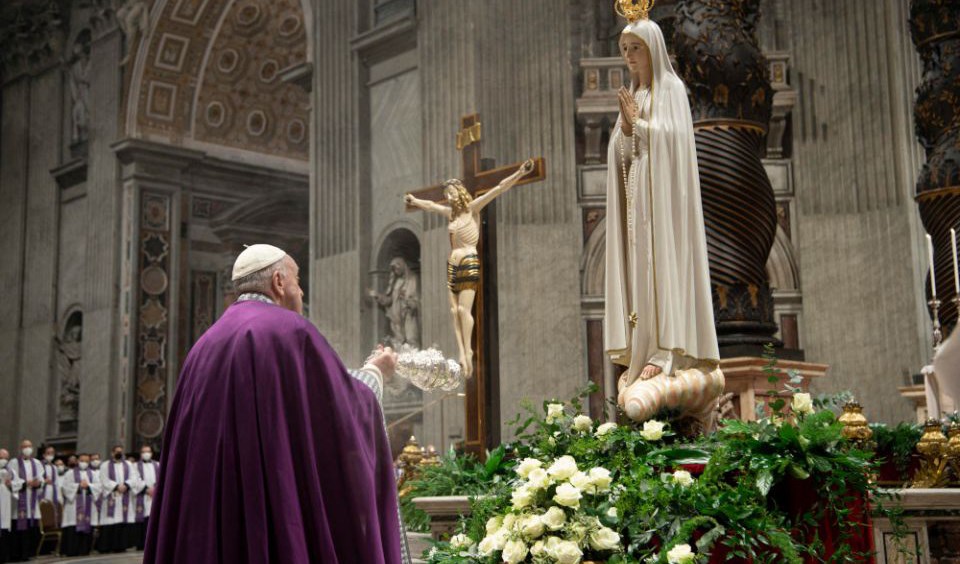 Ðức Thánh Cha thánh hiến Nga và Ukraine  cho Ðức Mẹ