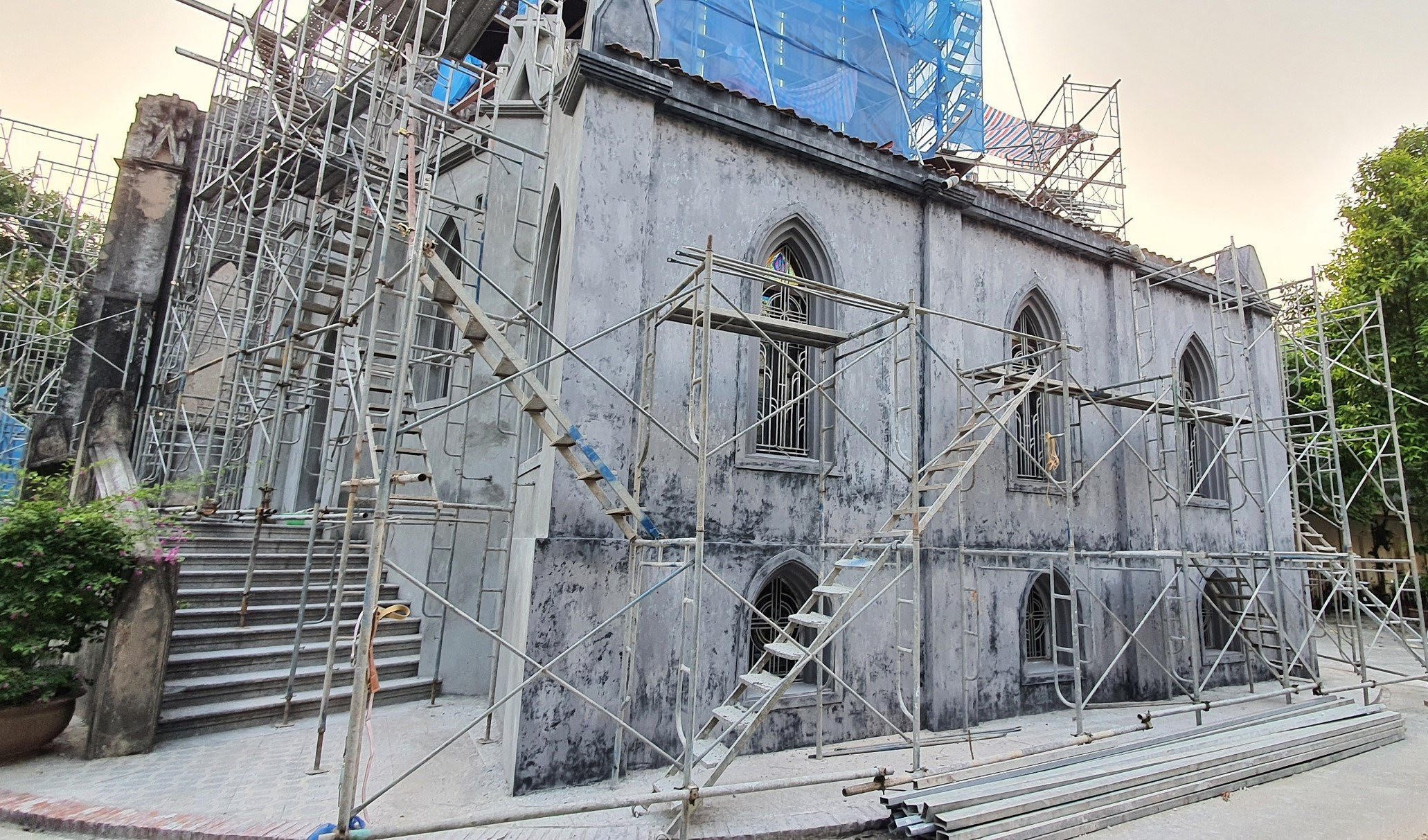 Nhà thờ Lớn Hà Nội trùng tu