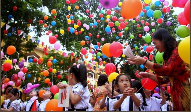 Học phí và nỗi băn khoăn của phụ huynh