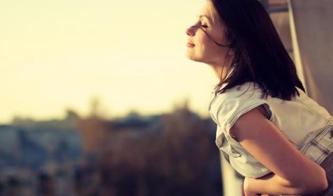 Mọi lý thuyết ðều là màu hồng phấn