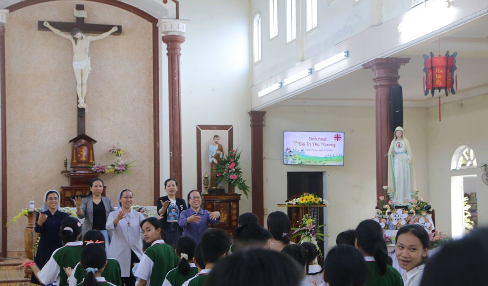 Mừng lễ Thánh Giáo Hoàng Gioan Phaolô II
