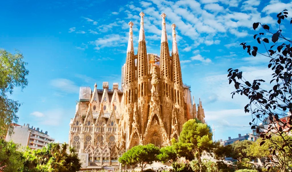 Nhà thờ Sagrada Familia ở Tây Ban Nha sắp hoàn thành