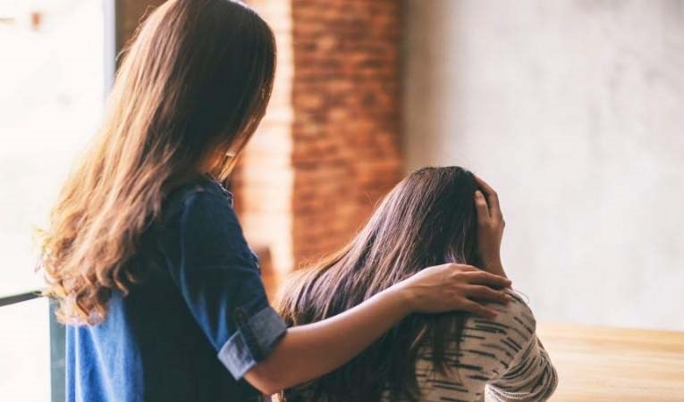 Vượt qua khủng hoảng