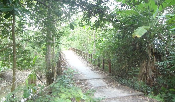 Có tình, thôn ấp heo hút cũng đẹp tuyệt vời…
