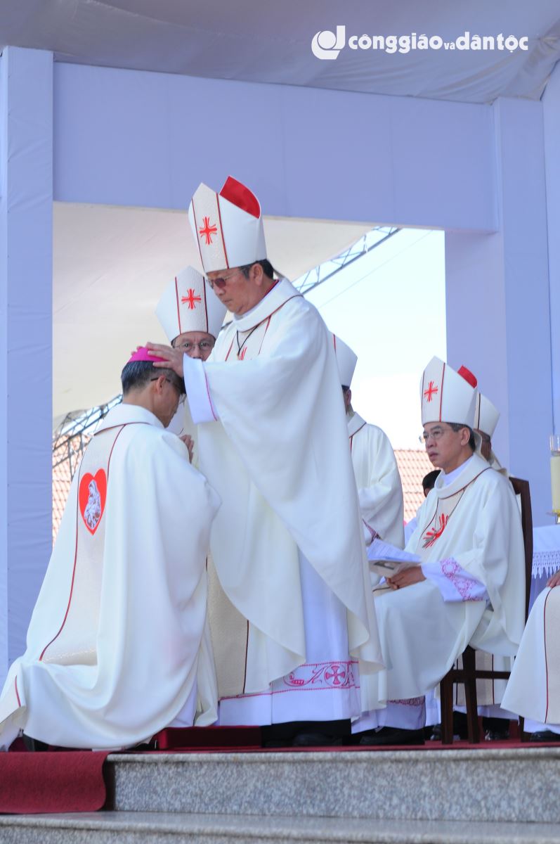 Phong Giám mục Nguyễn Văn Mạnh