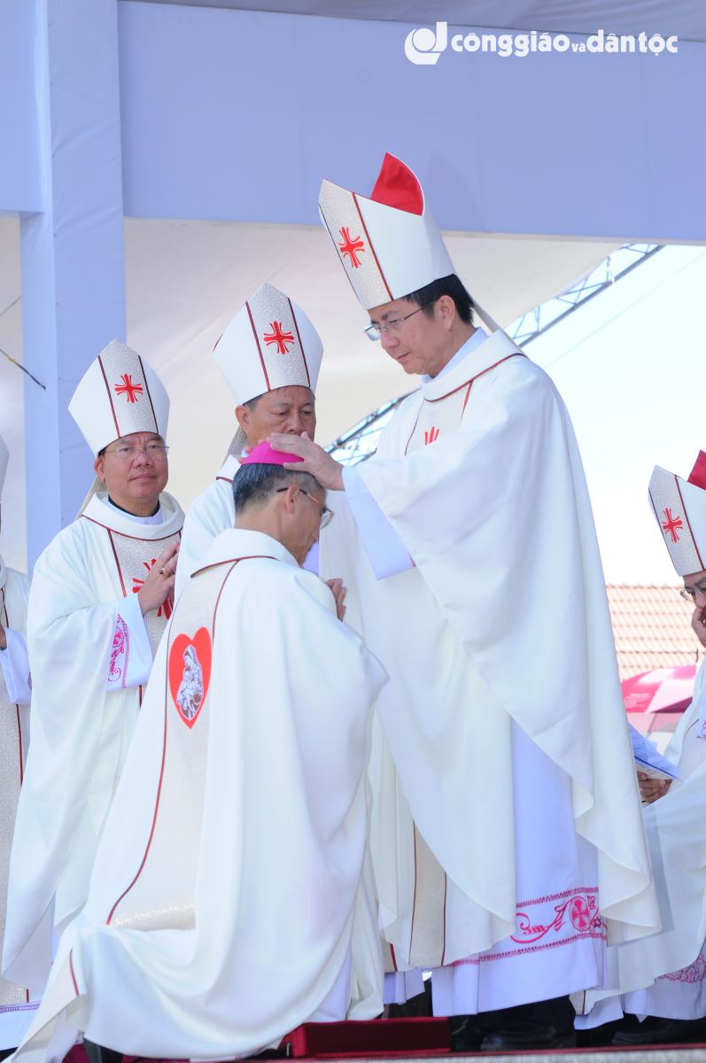 Phong Giám mục Nguyễn Văn Mạnh