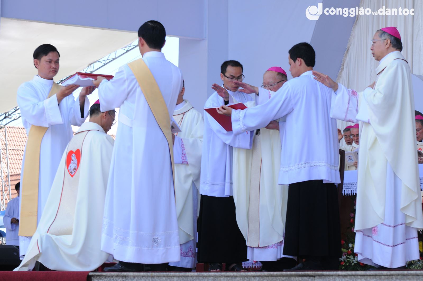 Phong Giám mục Nguyễn Văn Mạnh