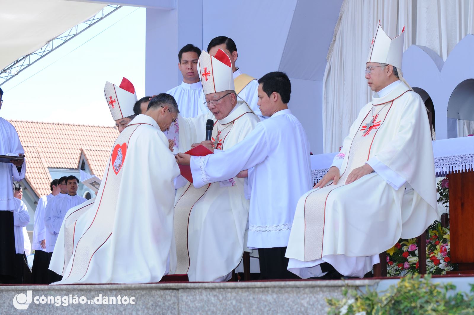 Phong Giám mục Nguyễn Văn Mạnh