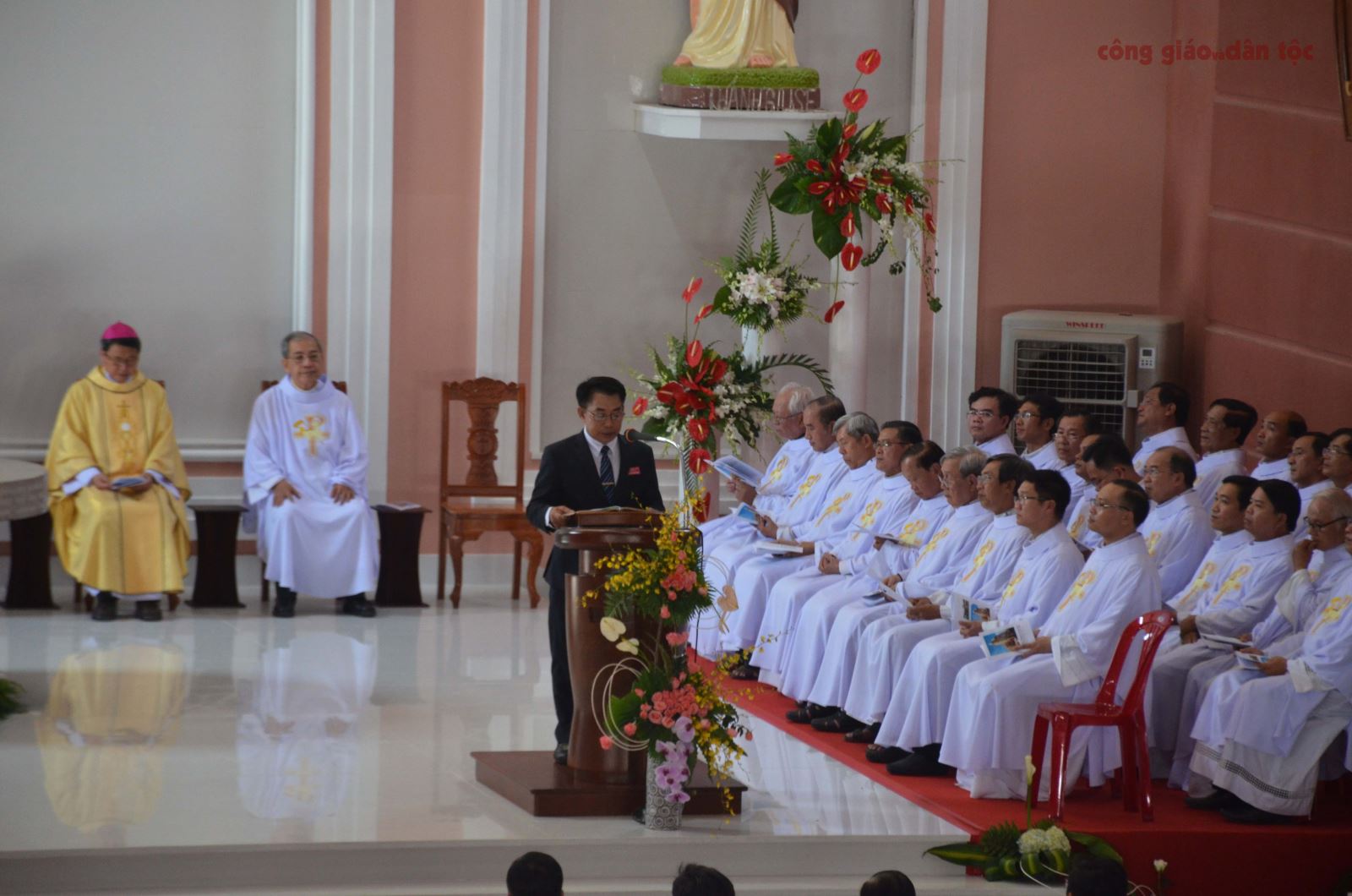 13-Khanh thanh nha tho Fatima Binh Trieu