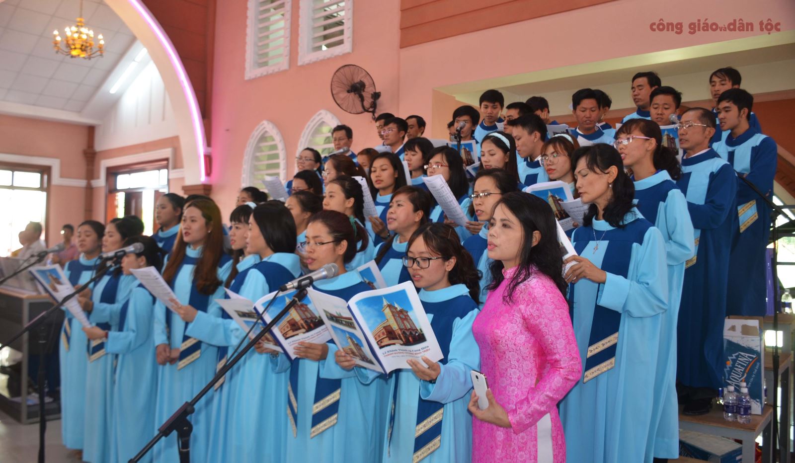 28-Khanh thanh nha tho Fatima Binh Trieu