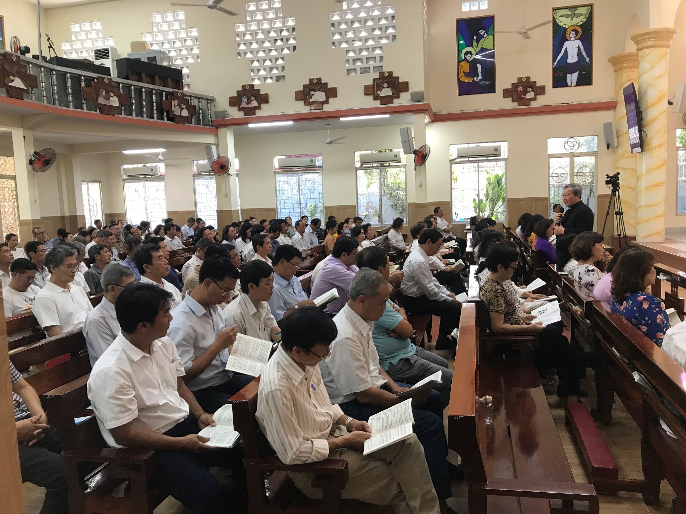 Hội đồng giáo xứ năng động