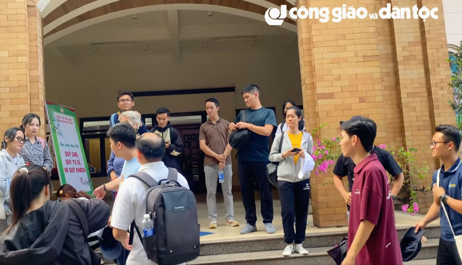 Theo chân khách hành hương Inhaxio