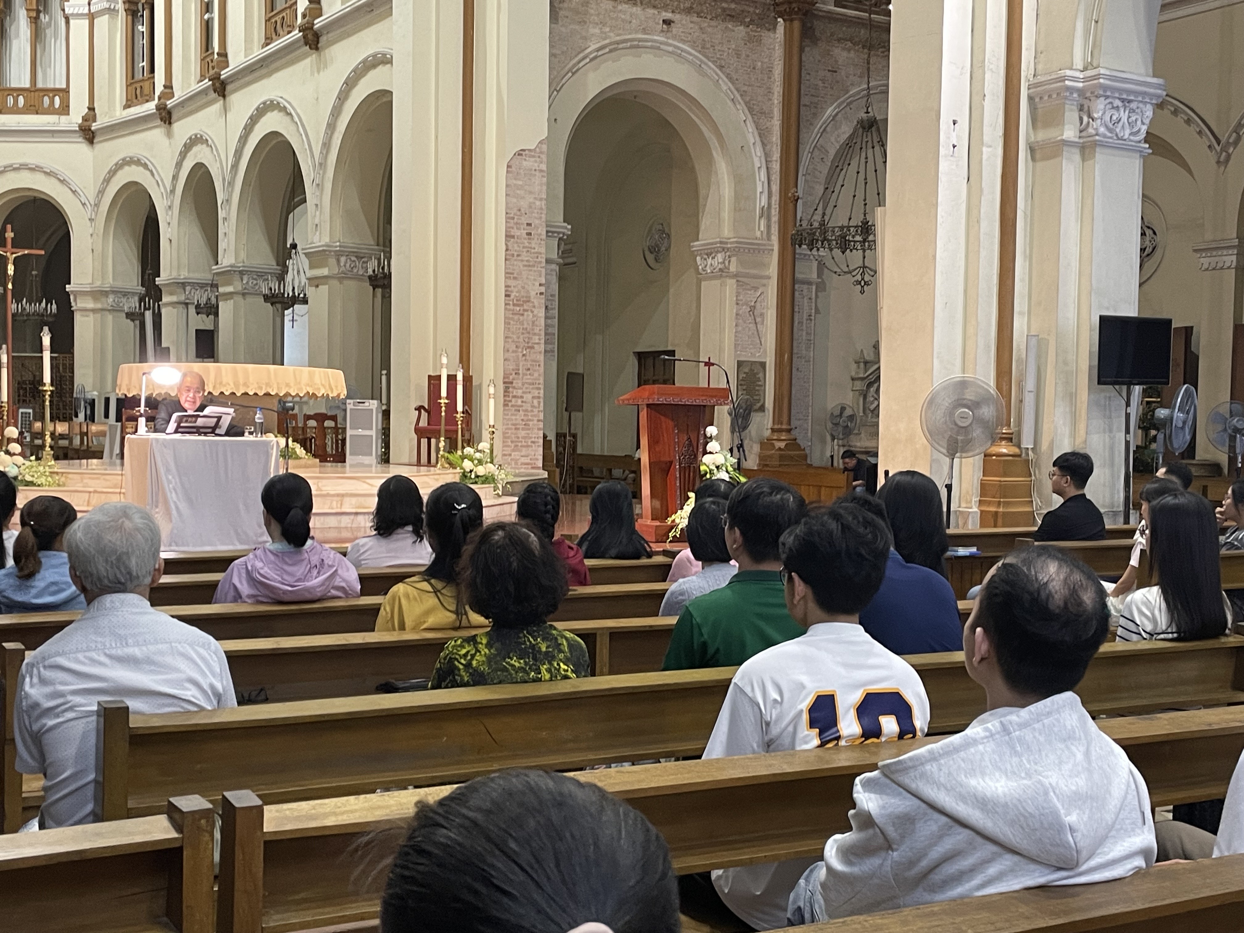 Sức sống mới từ lời mời gọi học hỏi Kinh Thánh