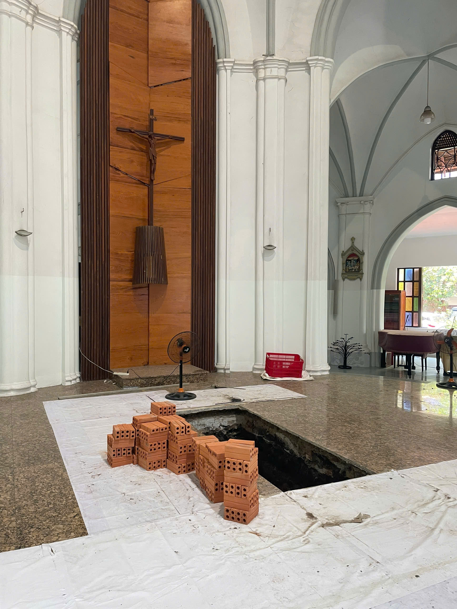 Chuẩn bị nơi an nghỉ Đức Hồng y Gioan Baotixita Phạm Minh Mẫn