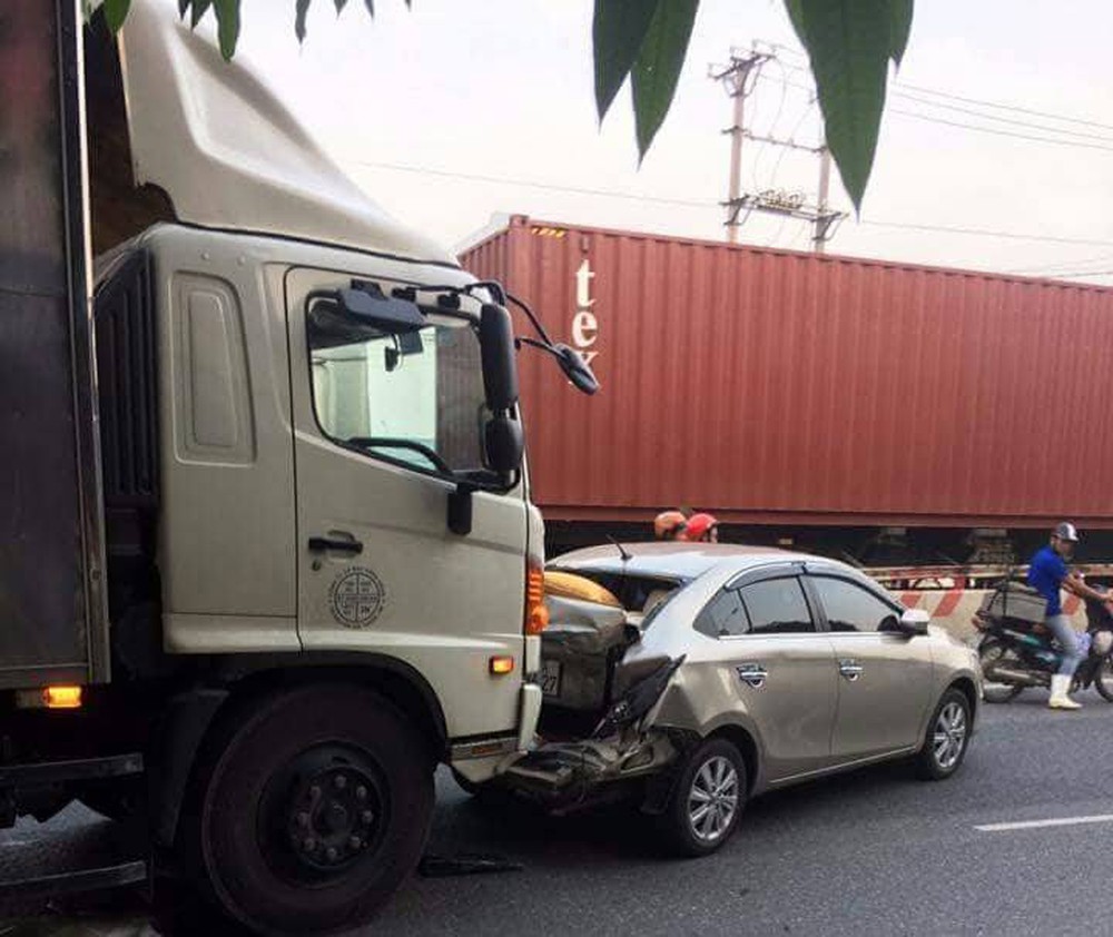 Káº¿t quáº£ hÃ¬nh áº£nh cho tai nan xe tai