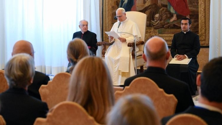 DTC Leo 14 chao mung Hien Chuong.jpeg (46 KB)