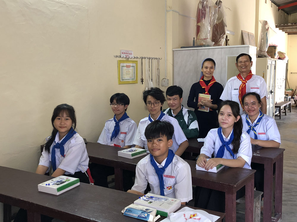 Dạy giáo lý cho trẻ nhỏ: Khắt khe hay dễ dãi?