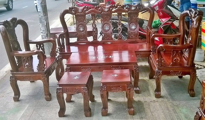 Đồ gỗ… "xi-cân-hen"