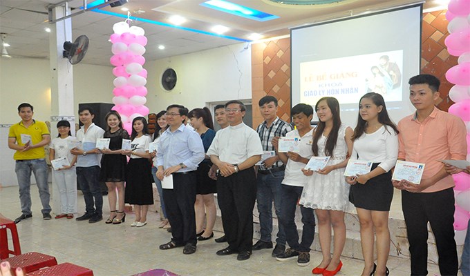 Thương lắm lớp giáo lý vùng ven