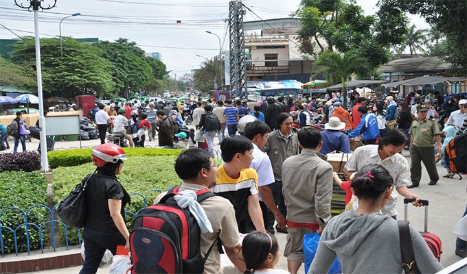 Về quê đón Tết