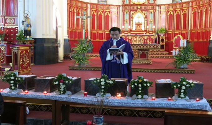 Thánh lễ an táng cho thai nhi tại nhà thờ Chánh tòa Hải Phòng