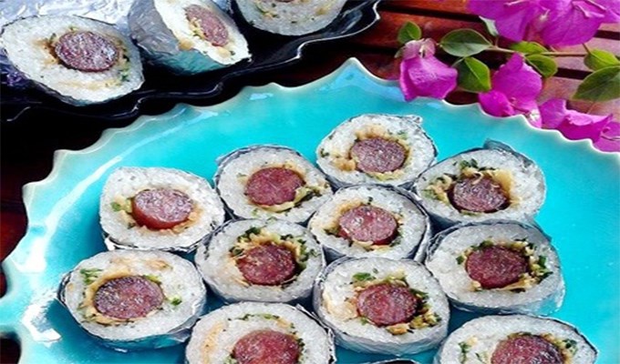 Xôi cuộn nướng giấy bạc