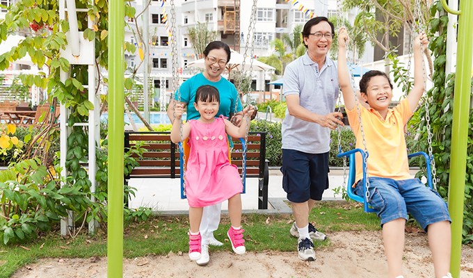 Tại sao người lớn  cũng cần chơi đùa ?