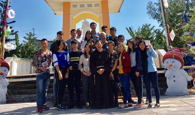 Nỗi trăn trở của ông cố trên cồn