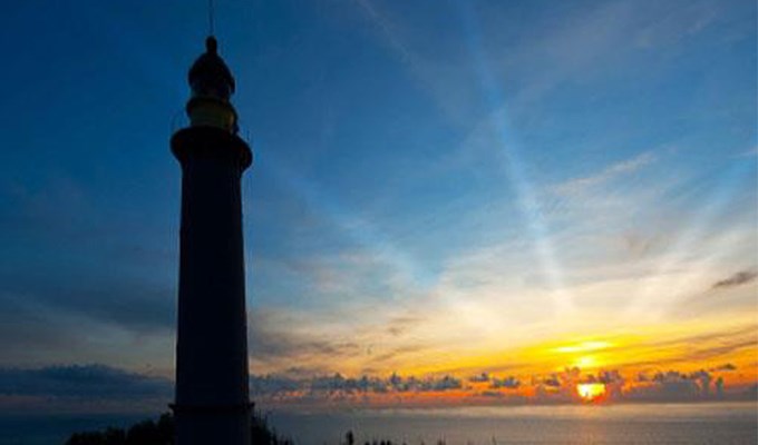 Về những ngọn đèn vĩnh cửu