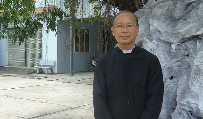 Tình yêu Chúa cao vời biết bao...