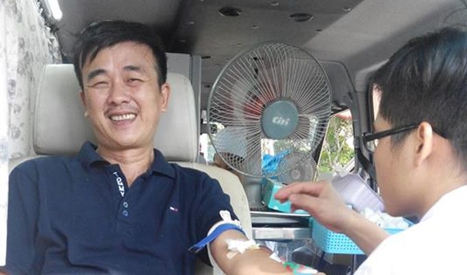 Cả nhà cùng hiến tạng