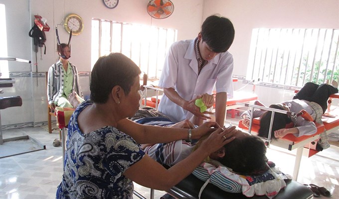 Những tu sĩ mang thánh giá đỏ