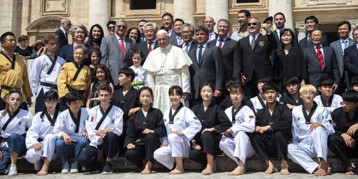 Đức Giáo Hoàng xem biểu diễn “Taekwondo vì hòa bình”