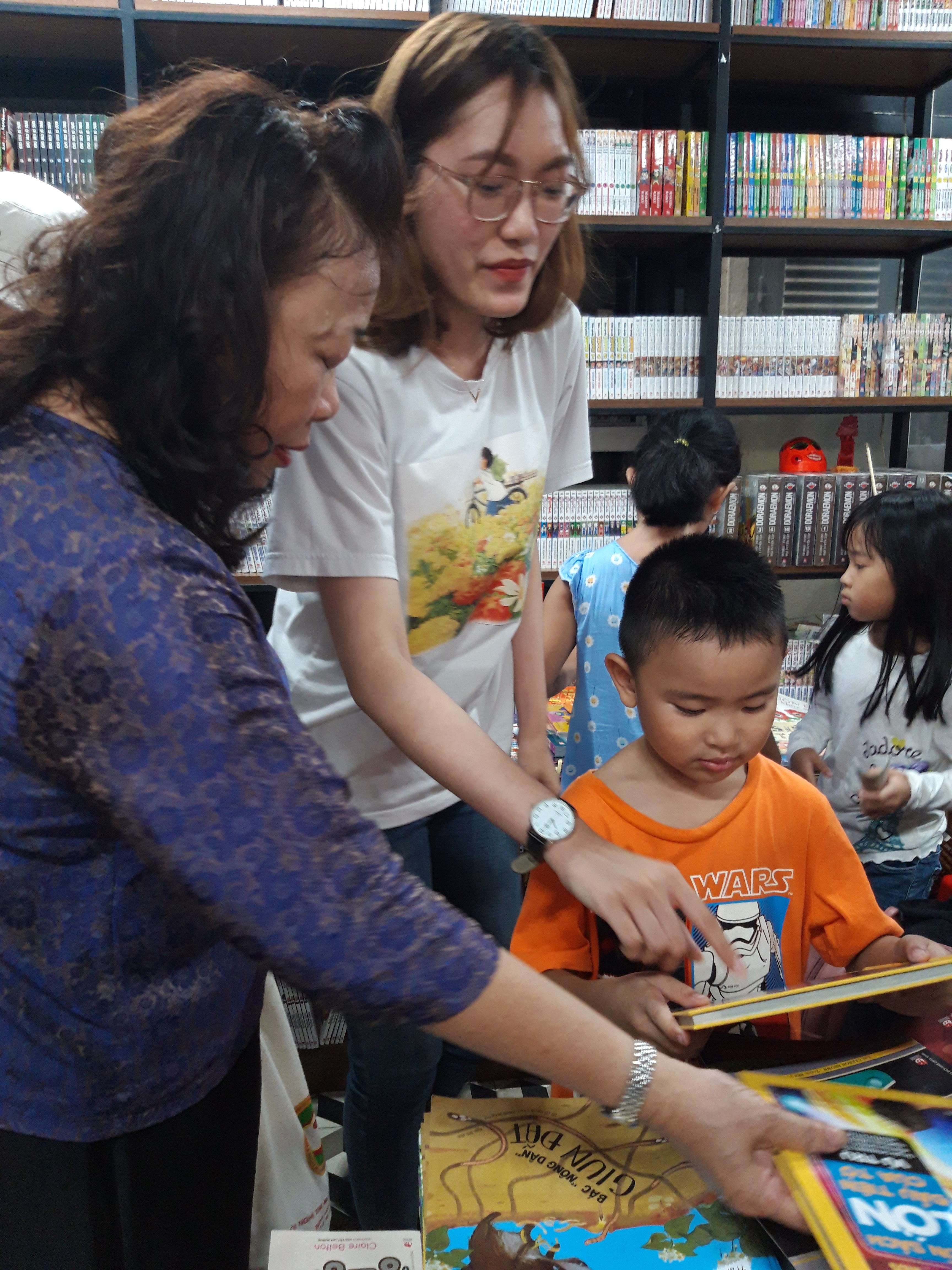 Cuối tuần đi hội sách thiếu nhi