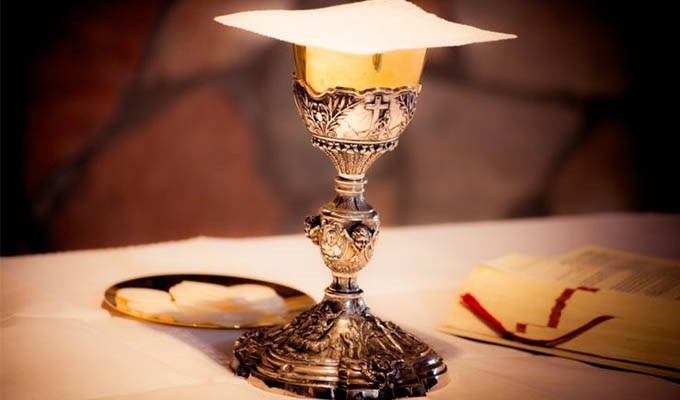 Giải đáp chính thức của Bộ Phụng tự và Kỷ luật bí tích
