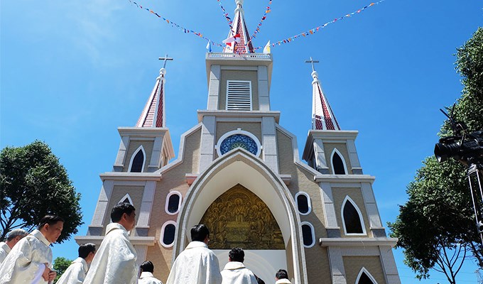 Cung hiến, khánh thành nhà thờ giáo xứ An Ngãi Ðông