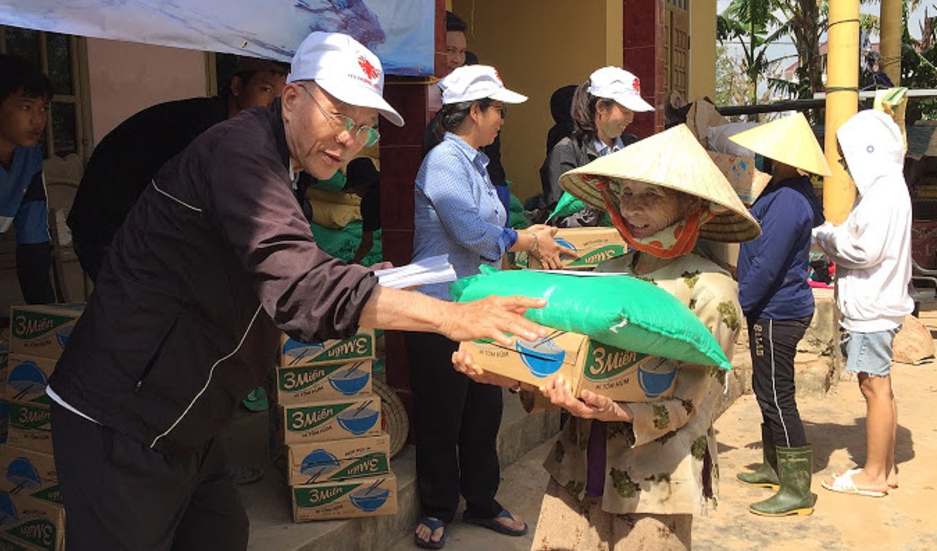 Caritas nỗ lực cứu trợ bà con vùng lũ