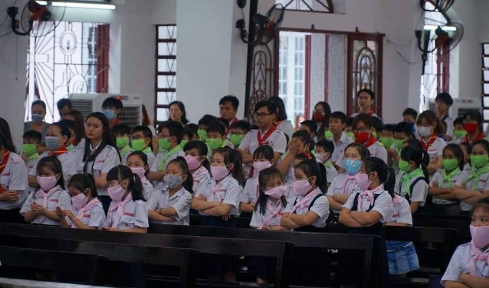 Các vị chủ chăn lưu ý về mục vụ giữa mùa dịch