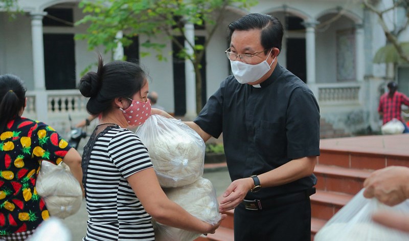 Cầu cho ơn gọi linh mục