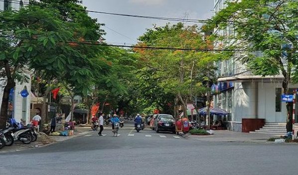 Môi trường đô thị những ngày hè
